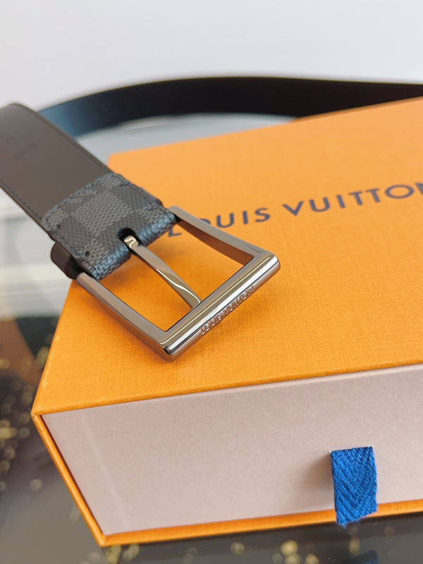 ルイヴィトンベルト細部ディテール